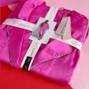 Brand New Victoria's Secret Pink Satin Pajama Set